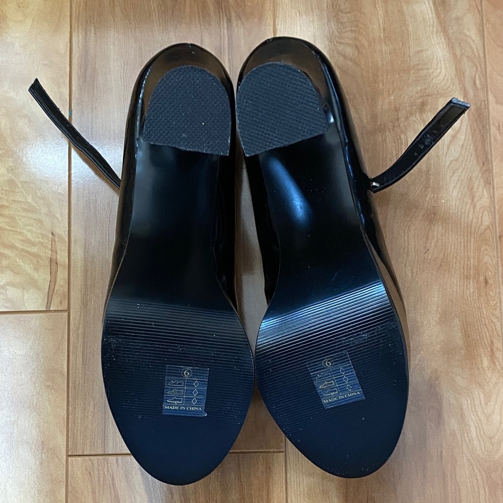 Funtasma Glossy Black Mary Jane Heels - Picture 3 of 5